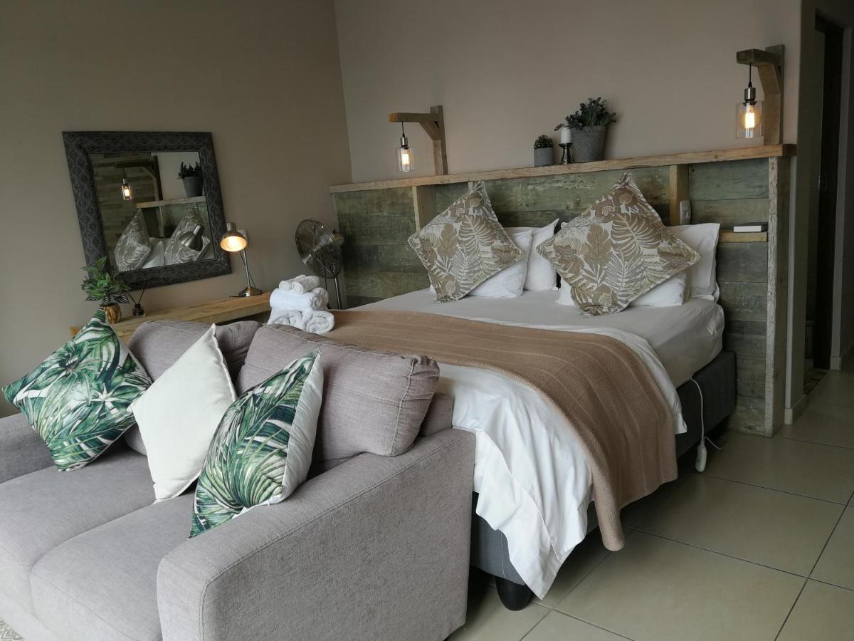 Lavandula Manor Self-Catering Mossel Bay Bagian luar foto