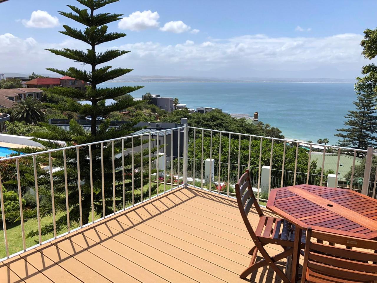 Lavandula Manor Self-Catering Mossel Bay Bagian luar foto